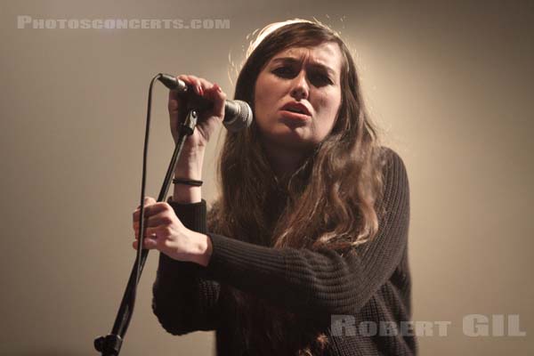 CULTS - 2014-03-22 - PARIS - CentQuatre - Salle 400 - 